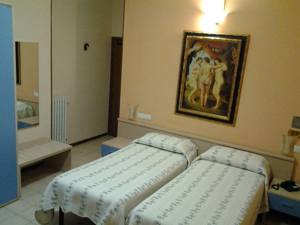 Hotel San Marco Реджонель-Эмилия Экстерьер фото